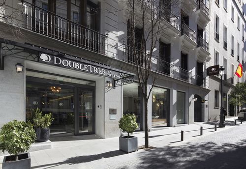 Doubletree-by-hilton-madrid-prado-hotel-exterior-box